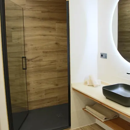 Nuevo Y Precioso De 65m2 公寓 瓦伦西亚